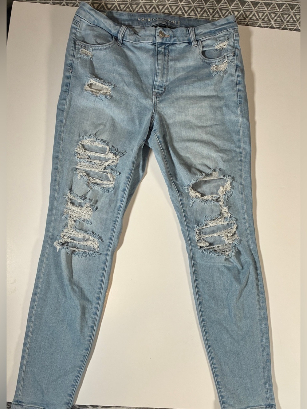 American Eagle Curvy High-Rise Ripped Jegging Sz 16L